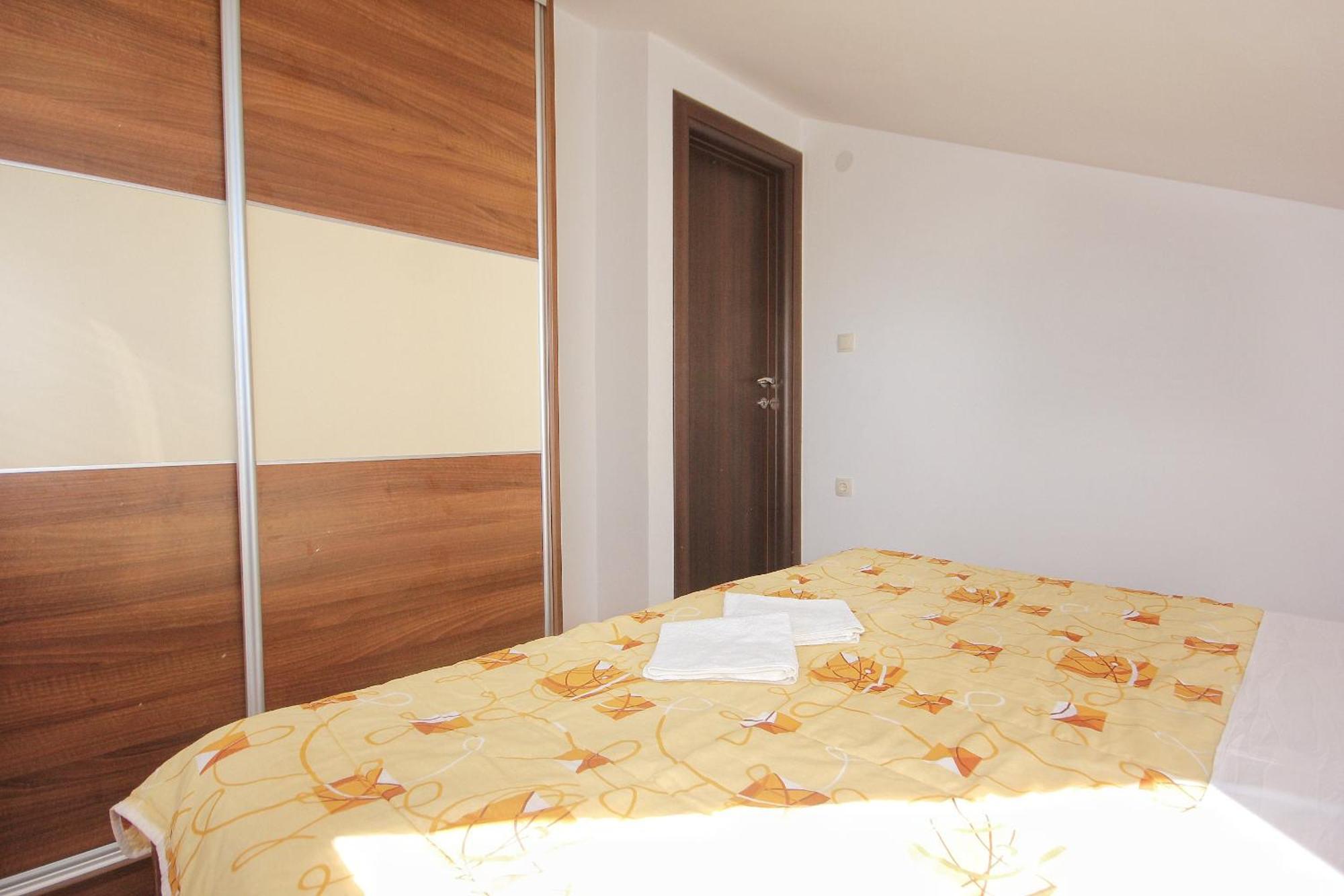 Apartments By The Sea Vlasici, Pag - 9324 Zimmer foto